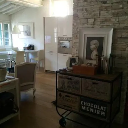 Apartment Cosy Flat In The Heart Of