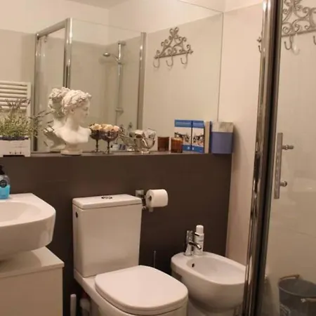 Daire Cosy Flat In The Heart Of *