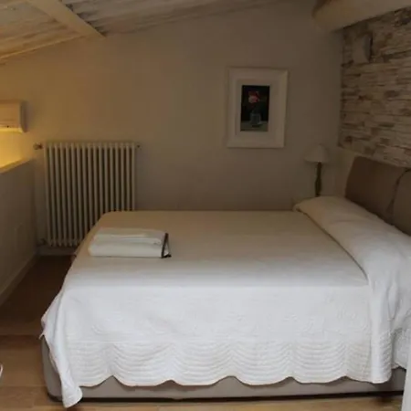 Apartment Cosy Flat In The Heart Of *