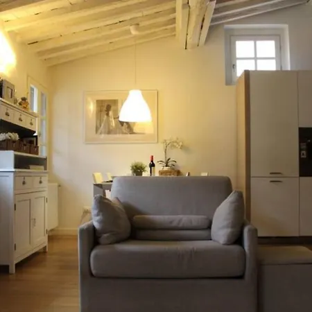 Cosy Flat In The Heart Of *